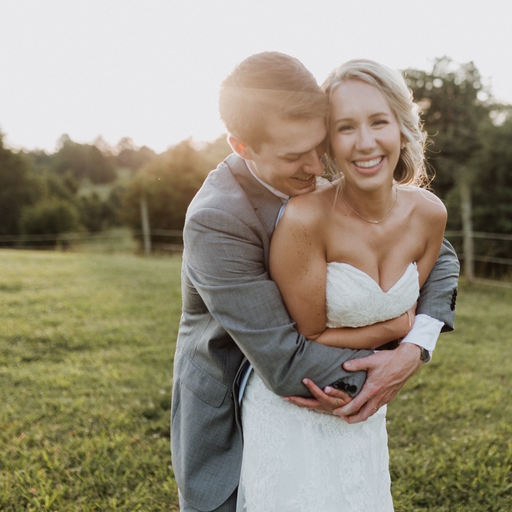 Meet your Posher, Hallie